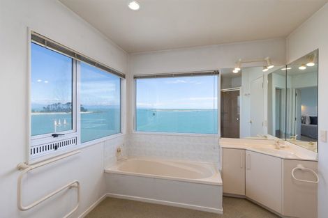 Photo of property in 393 Wakefield Quay, Stepneyville, Nelson, 7010