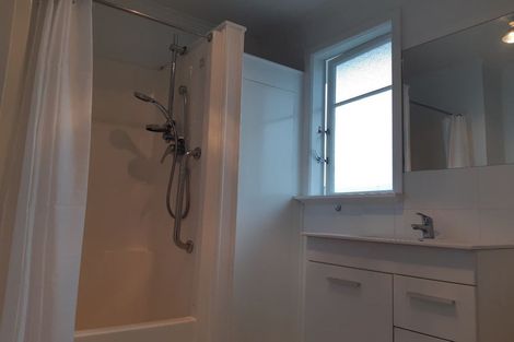 Photo of property in 184a Gloucester Street, Taradale, Napier, 4112