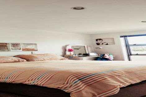 Photo of property in 9/3 Riverside Road, Orewa, 0931