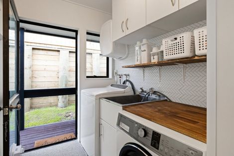 Photo of property in 19b Baverstock Road, Nawton, Hamilton, 3200