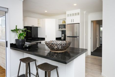 Photo of property in 3 Ferry Street, Foxton Beach, Foxton, 4815