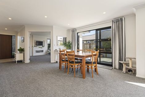 Photo of property in 8 Cherry Place, Feilding, 4702