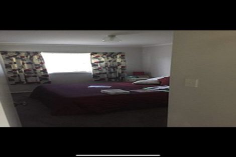 Photo of property in 2/18 Milton Road, Orewa, 0931