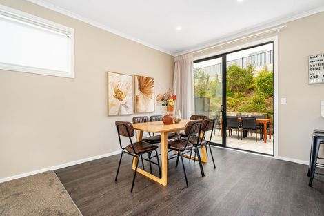 Photo of property in 5 Koreke Close, Kenepuru, Porirua, 5022