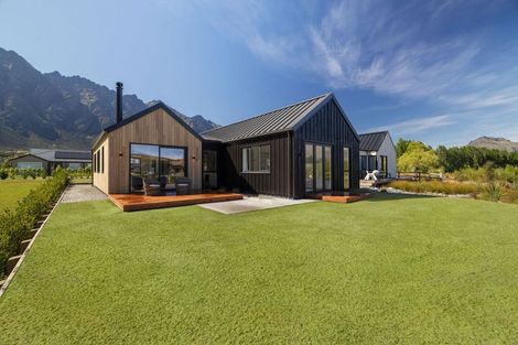 Photo of property in 22 Woolshed Road, Jacks Point, Queenstown, 9371