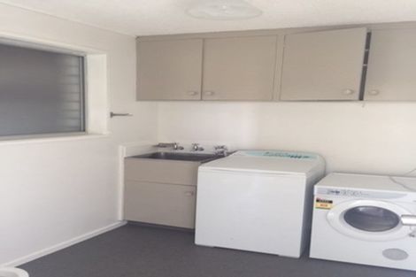 Photo of property in 7f4 Rangitane Street, Maupuia, Wellington, 6022