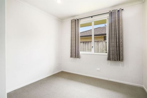 Photo of property in 11 Holcroft Place, Huntington, Hamilton, 3210