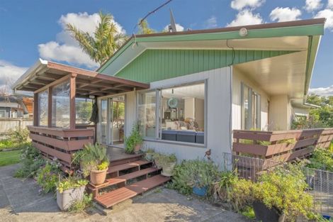 Photo of property in 33 Cook Drive, Whitianga, 3510