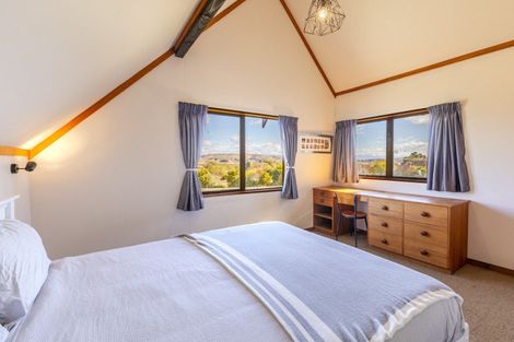 Photo of property in 297 Porangahau Road, Waipukurau, 4282