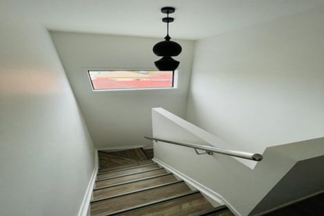 Photo of property in 6 Korama Lane, New Lynn, Auckland, 0600