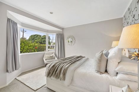 Photo of property in 1/5 Tristram Avenue, Forrest Hill, Auckland, 0620