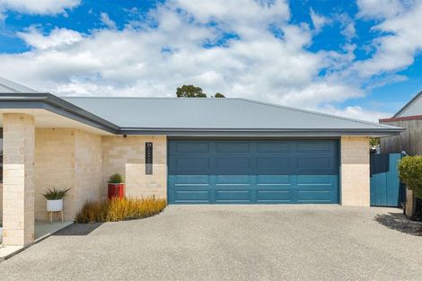 Photo of property in 34 Fonblanque Street, Westport, 7825