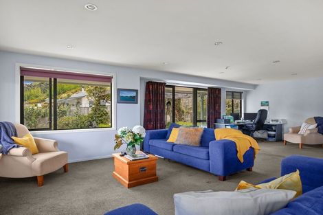 Photo of property in 56 Shields Street, Clyde, 9330