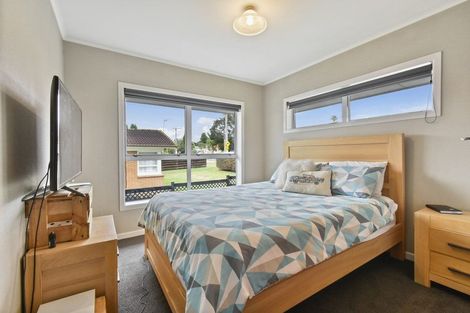 Photo of property in 5 Settlement Road, Papakura, 2110