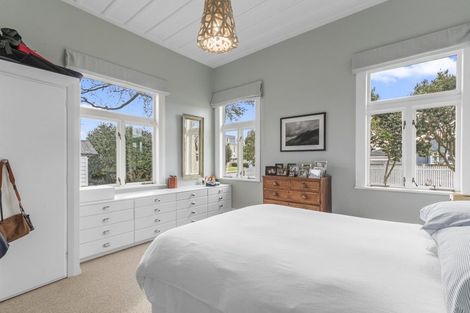 Photo of property in 1 Vogel Street, Cambridge, 3434