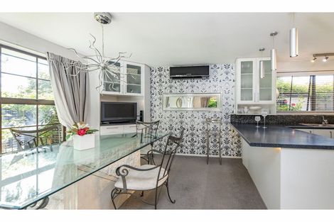 Photo of property in 439 Memorial Avenue, Burnside, Christchurch, 8053
