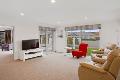 Photo of property in 3 Atap Place, Northwood, Christchurch, 8051