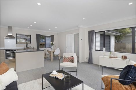 Photo of property in 316a Main Road, Tawa, Wellington, 5028