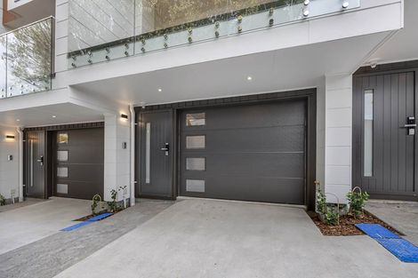 Photo of property in 252 Pakuranga Road, Pakuranga Heights, Auckland, 2010