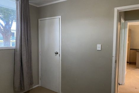 Photo of property in 12f2- Wood Street, Wallaceville, Upper Hutt, 5018