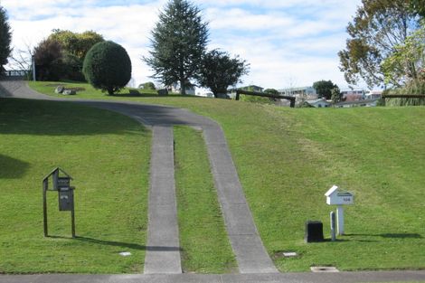 Photo of property in 107 Victory Street, Welcome Bay, Tauranga, 3112
