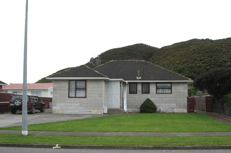 Photo of property in 104 Hewer Crescent, Naenae, Lower Hutt, 5011