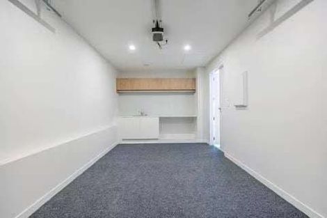 Photo of property in 53 Taukahiwi Road, Pukekohe, 2120