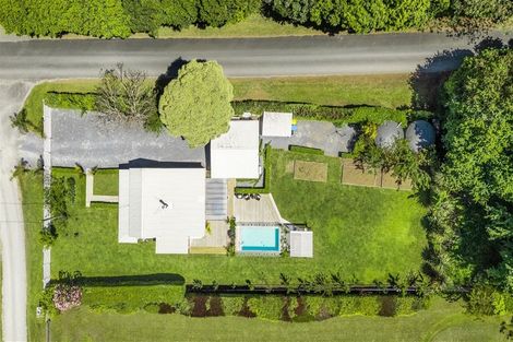 Photo of property in 1 Lansdowne Street, Clifton, Takaka, 7183