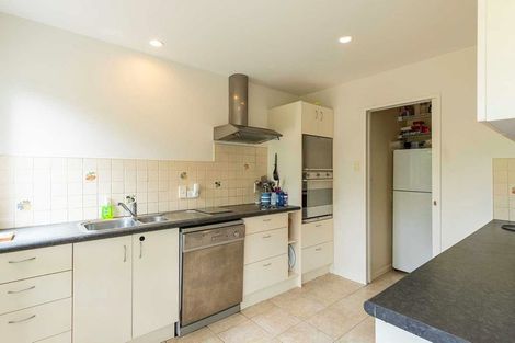 Photo of property in 12 Larch Court, Kelvin Heights, Queenstown, 9300