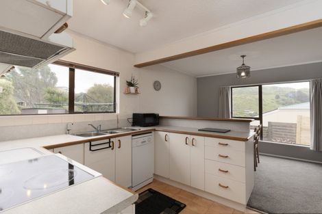 Photo of property in 1 Atwood Grove, Churton Park, Wellington, 6037