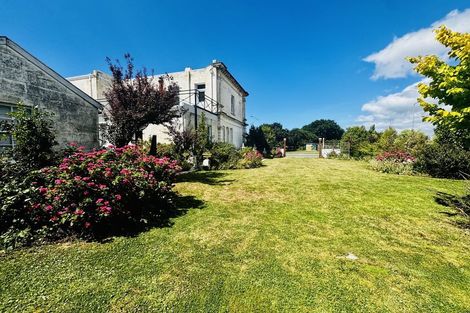 Photo of property in 51 Winters Road, Redwood, Christchurch, 8051