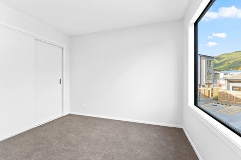 Photo of property in 6/4 Tawhai Street, Stokes Valley, Lower Hutt, 5019