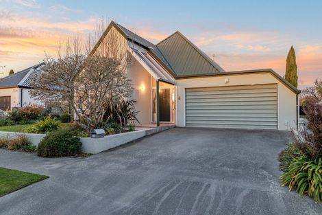 Photo of property in 46 Westgrove Avenue, Avonhead, Christchurch, 8042