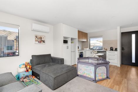 Photo of property in 10/9 Marcroft Street, Woolston, Christchurch, 8062