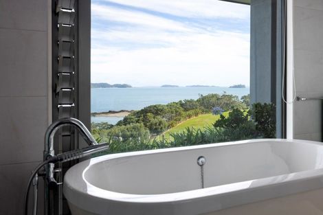 Photo of property in 1024 Takatu Road, Tawharanui Peninsula, Matakana, 0986