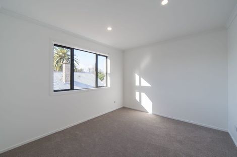 Photo of property in 2/4 Marama Street, Frankton, Hamilton, 3204