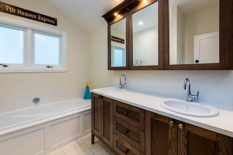 Photo of property in 33 Ewen Street, Hauraki, Auckland, 0622