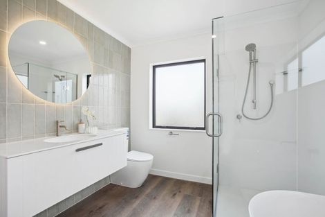 Photo of property in 12 Kurnell Drive, Botany Downs, Auckland, 2010