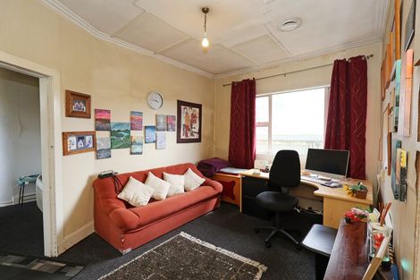 Photo of property in 23 Nichol Street, Heidelberg, Invercargill, 9812