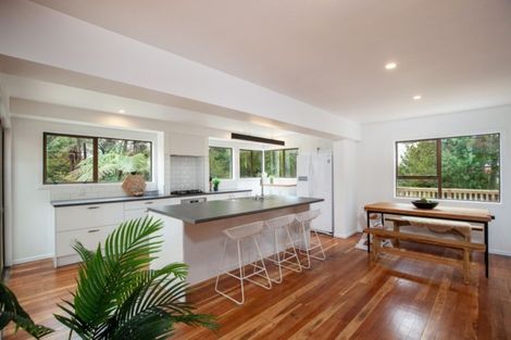 Photo of property in 10 Hood Place, Spotswood, New Plymouth, 4310