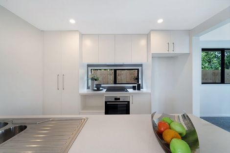 Photo of property in 8a Strid Road, Te Atatu South, Auckland, 0610