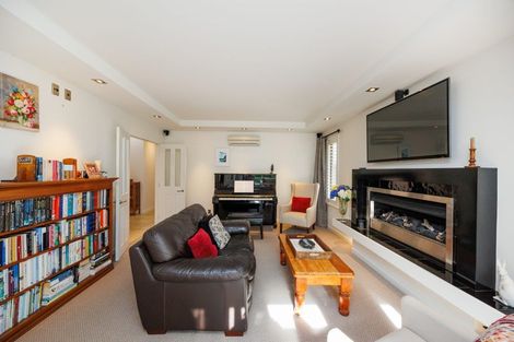Photo of property in 234a Albert Street, Hokowhitu, Palmerston North, 4410