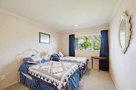 Photo of property in 11 Belgrove Drive, Waipukurau, 4200