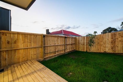 Photo of property in 3/50 Newington Road, Henderson, Auckland, 0612