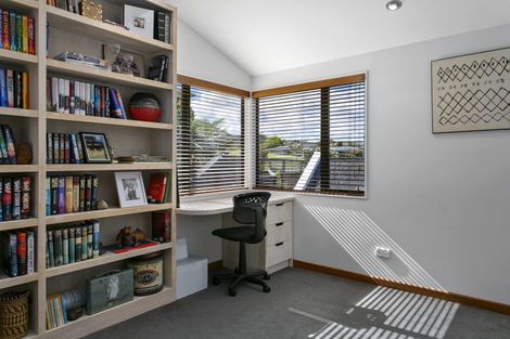 Photo of property in 2/17 Rhodes Fall, Rangatira Park, Taupo, 3330