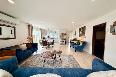 Photo of property in 9 Takahe Avenue, Takanini, 2112