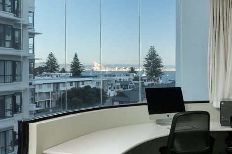 Photo of property in 21 Maunganui Road, Mount Maunganui, 3116