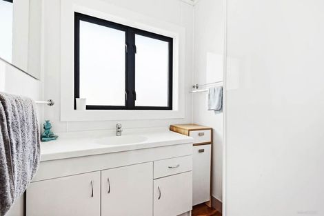 Photo of property in 5 Mason Avenue, Pukekohe, 2120