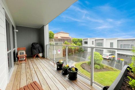 Photo of property in 19u3 Ruakiwi Road, Hamilton Lake, Hamilton, 3204