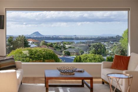 Photo of property in 98 Waikite Road, Welcome Bay, Tauranga, 3175